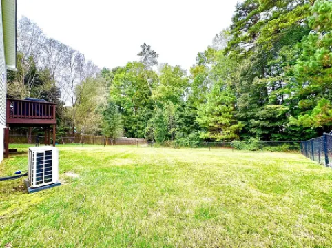 Pet Friendly Home 2 minutes from Lake Norman State Park 3BR/2BA