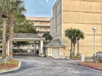 Large Condo located in a quiet area on Terry Cove with Marina boat slip / dock. Hotels near Perdido Dunes