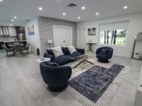 Villa Cristina in Miami Hotels in Golden Glades