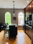Mona K's-Little Green Rental