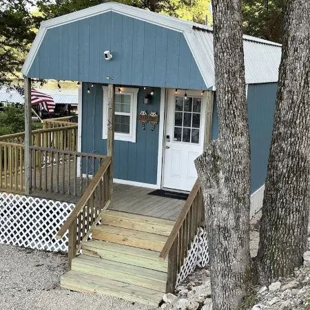 Heron's Cabin - Cute Tiny Home - Recently Reduced