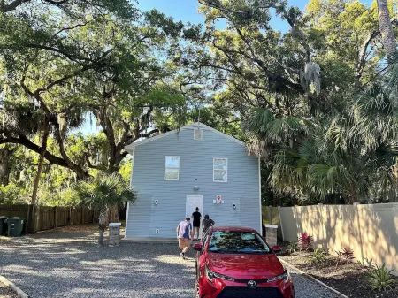 Sun & Speedway Villa - Centrally Located to Everything. Отели рядом с достопримечательностью «Университет аэронавтики Эмбри-Риддла»