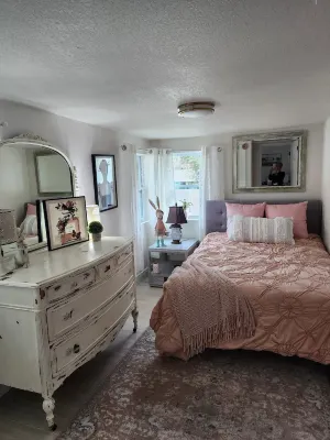 Cozy 3-bedroom house in charming Eustis with WiFi, AC Hotel a Eustis