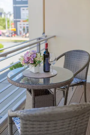 Exclusive apartment with sea view and balcony, WLAN, only 80m to the beach