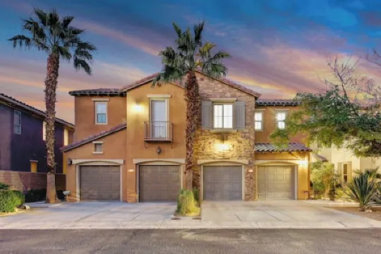 Water Front Luxury/Steam Room+Pool+Spa+BBQ