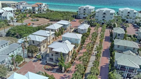 Sun & Sea Southside 30A/pool/newly remodeled/80 steps to beach/last minute deals