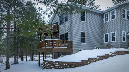 Fall Retreat w/ Game Room, Near Mackinaw and Harbor Springs!