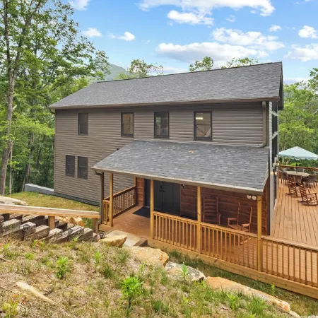 Above It All Hot Tub Views Rumbling Bald Sleeps 11