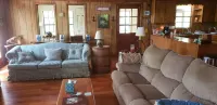 Lake house on 14 acre stocked lake. fish, boat, or just relax. your on lake time Hotels in Hardeman County