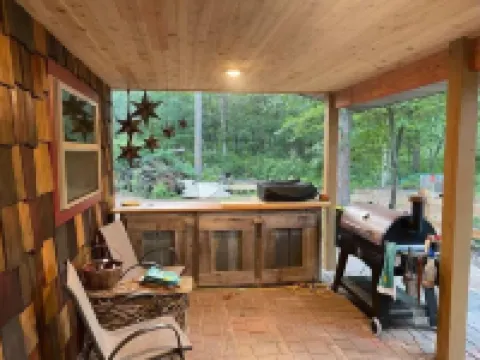 Yellow Acre: a newly built cabin on Yellow River Hotels in Burnett County