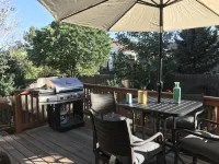 Boulder- Denver DIA! ! Popular home, Private, Spacious, and Centrally Located!