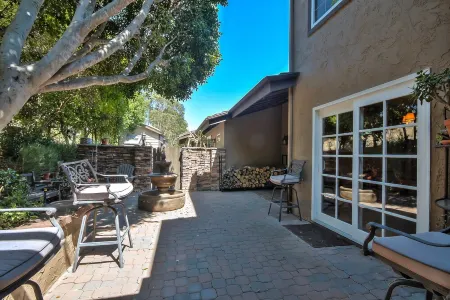 Fallbrook Tuscan villa oasis!