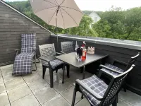 Family-friendly, cozy and plenty of space with balcony high above Bödefeld