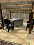 Cabin - secluded and Guntersville Lake w/hot tub and fire pit