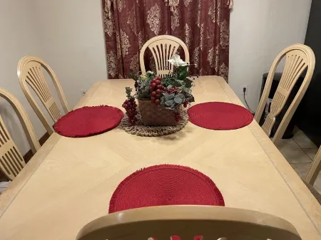 Ft. Sill-5Miles,8-Guests, 5-Qbed, 2-Fba, Pet Welcome!