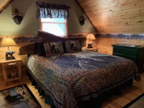 Affordable! Mtn Views, Game Room, Hot Tub, Amenities & More
