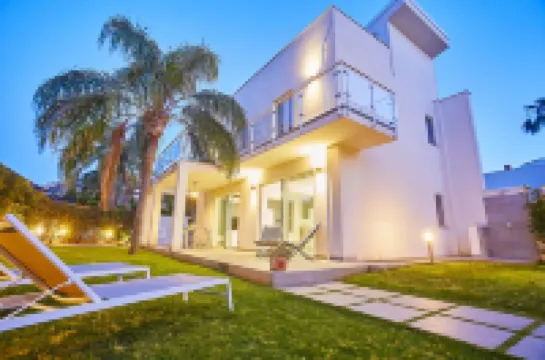 New elegant Villa EMANUELE in Mondello Beach