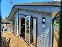 Holiday lodge with stunning views near the shore of Bassenthwaite Lake Hotels in 