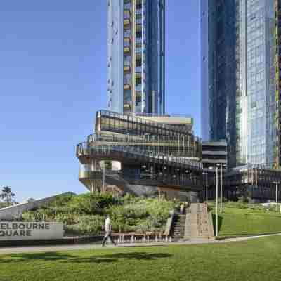 Luxury 3 Bed 2 Bath + car park at Melbourne Square Hotel Exterior