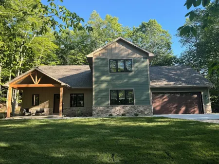 5 Bedrooms with Ensuite Bathrooms - Sleeps 24 - Outdoor Hot Tub