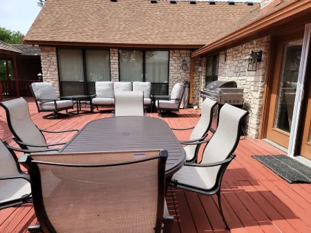 Stone House with patio, hot tub-less than 50 yards to the water.