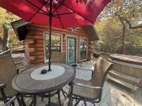3 Crosslake ROMANTIC Log Cabin in the woods. Hot Tub & Wood Burning Fire Place.