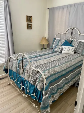 Doc's Hideaway, a Pet Friendly Home Near Manhattan Отели в г. Рандольф