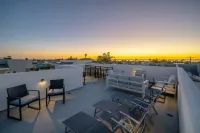 Saratoga Oceanview House w/ Rooftop Deck