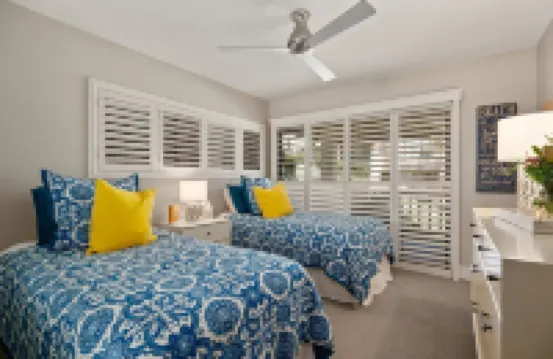 Highly Upgraded 2 Bedroom 2.5 Bath Condo Located in Gated Complex On the Bluff