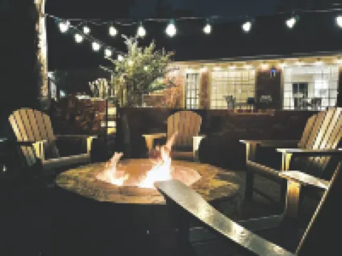 Gorgeous Golf Course View from the Signature Hole #12 at Colonial Country Club. Hotels in Cordova