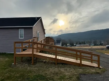 Lakeview Retreat in Ticonderoga, NY Отели в г. Тикондерога