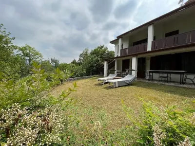 The House on the Hill Hotel in zona Grotte di Pradis