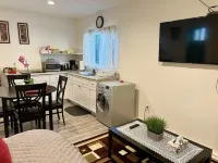 Comfy & Inviting Poolside Casita w/ Laundry & Fruit Trees