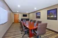Comfort Inn & Suites Hotels in Taylor