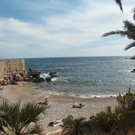 Bandol- Nice Apartment- Clim -80 m from the Sea- 4 Pers- 10 Min Walk from the Center