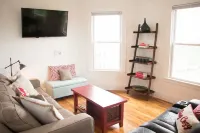 Bright & Spacious Apartment with Amazing Shower