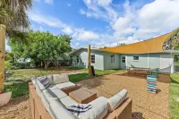 Waveland House in Jensen Beach: minutes to beaches, parks, marina and downtown