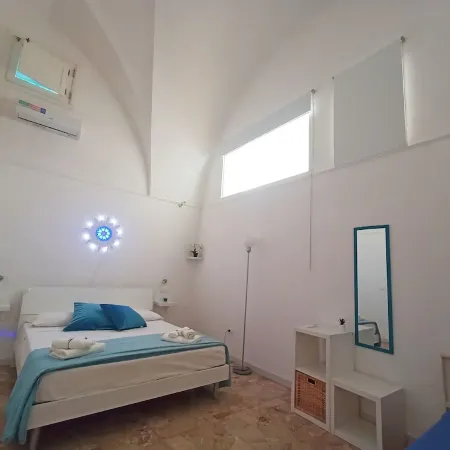 Spacious house in a quiet hamlet near the sea: 2bedrooms, 2bathrooms and garden