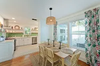 Remodeled home in Historic neighborhood. 20 min.~ AMI/ 5 min ~downtown Bradenton