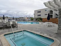 Lovely 1-bedroom condo by the Harbor.