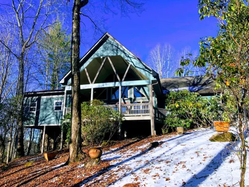 The Canopy: Single-Level Sky Valley Home w/ Private Sauna and Wellness Space