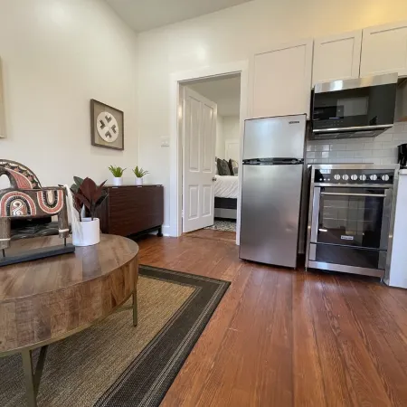 Beautifully Restored! - New Orleans 3 Bedroom Shotgun Home-15 Min French Quarter Отели рядом с достопримечательностью «Зоопарк «Одюбон»»