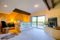 Gorgeous Mountain Escape, up to 12!