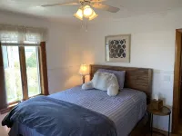 Hillside Ocean View; access to private beach
