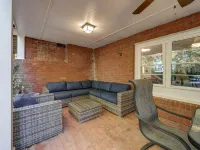 Min to NCSU Crabtree RDU North Hills PATIO Fire Pit LAWN Pets
