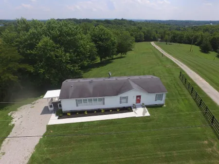 Country's Edge Near The Ark Encounter