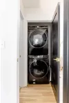 Luxe Modern Hideaway in Downtown Decatur - 1BR 1BA