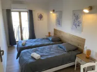 Maison Indépendante, Canal du Midi, Piscine