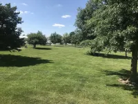 Boutique Cottage on Gated Estate 3 bd 2 ba Getaway wifi cable ADA entry Hot Tub