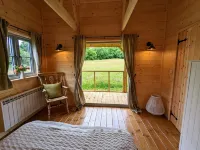 High quality lodge in secluded field Hotels near Kipling Tors